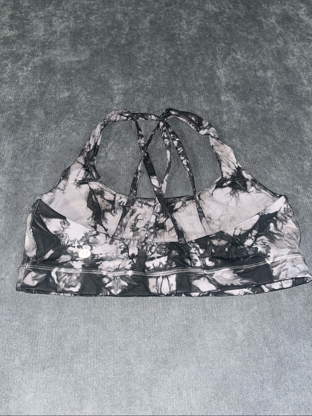 Lululemon Energy Bra - Shibori Tie Dye size 8